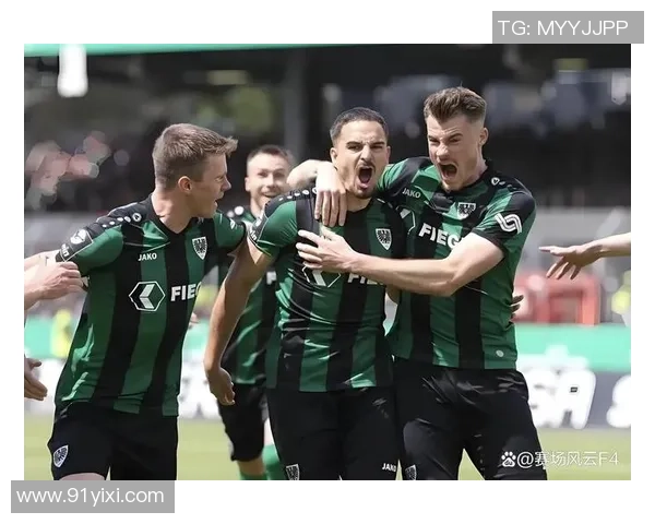 帕德博恩与因球队激战正酣谁能在这场较量中胜出